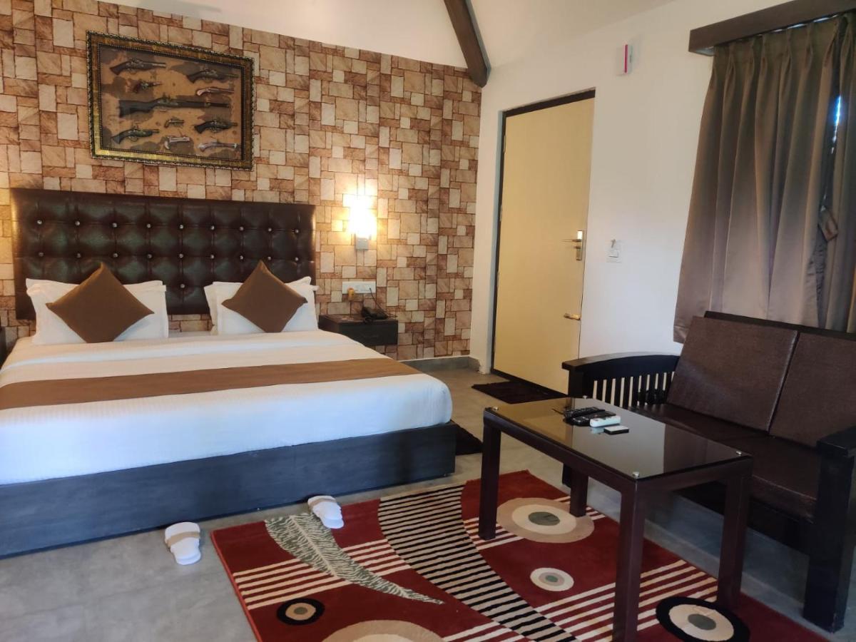 Hotel Misty Rain Estate à Madikeri Extérieur photo