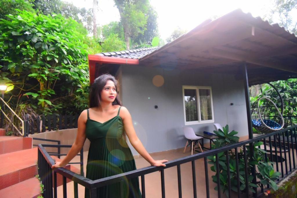 Hotel Misty Rain Estate à Madikeri Extérieur photo