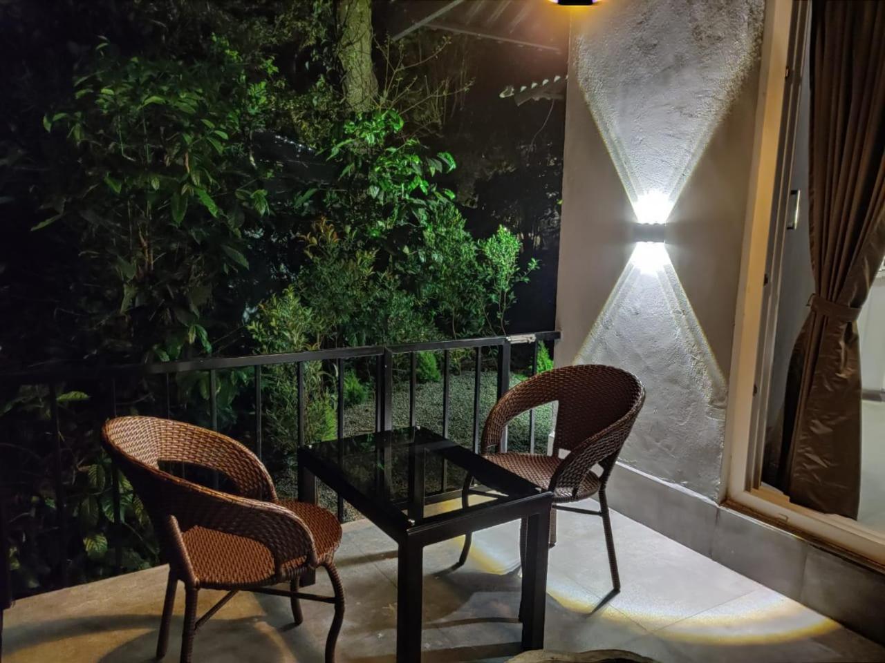 Hotel Misty Rain Estate à Madikeri Extérieur photo